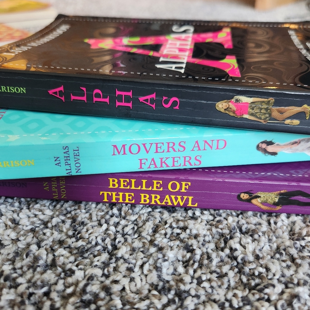 Complete ALPHAS book Series By Lisi Harrison